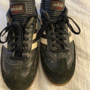 adidas men’s sambas, size men’s 7, women’s 9